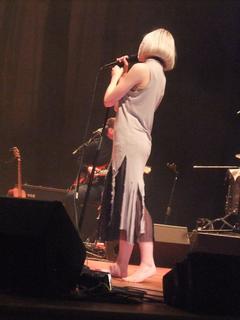 Aurora Aksnes feet photo thumbnail