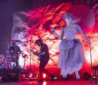 Aurora Aksnes feet photo thumbnail