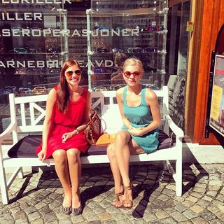 Aurora Aksnes feet photo thumbnail