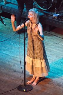 Aurora Aksnes feet photo thumbnail