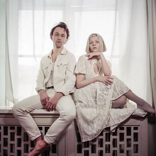 Aurora Aksnes feet photo thumbnail