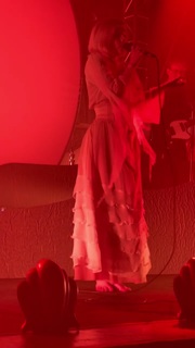 Aurora Aksnes feet photo thumbnail