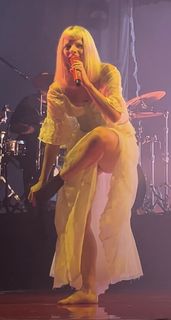 Aurora Aksnes feet photo thumbnail