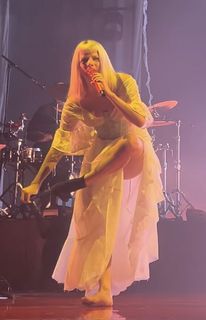 Aurora Aksnes feet photo thumbnail