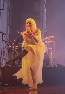 Aurora Aksnes feet photo thumbnail