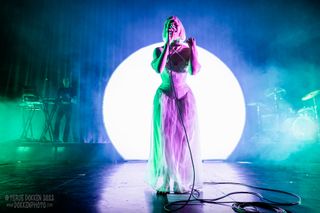 Aurora Aksnes feet photo thumbnail