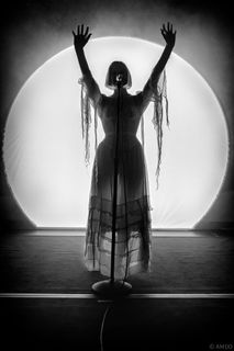 Aurora Aksnes feet photo thumbnail