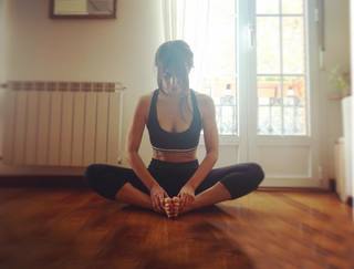 Aurora Carbonell feet photo 3