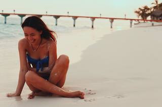 Aurora Ramazzotti feet photo thumbnail