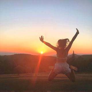 Aurora Ramazzotti feet photo thumbnail