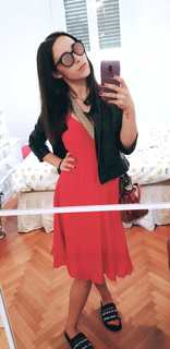Aurora Ramazzotti feet photo thumbnail