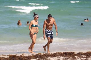 Aurora Ramazzotti feet photo thumbnail
