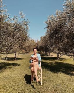 Aurora Ramazzotti feet photo thumbnail