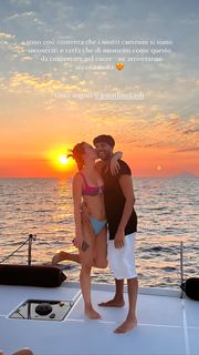 Aurora Ramazzotti feet photo thumbnail