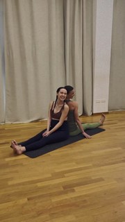 Aurora Ramazzotti feet photo thumbnail