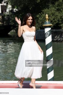 Aurora Ruffino feet photo 16