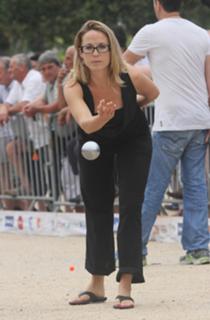 Aurélie Vaneck feet photo 2