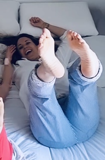 Aurélie Vaneck feet photo 7