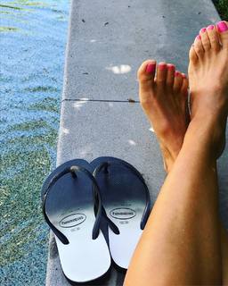 Autumn Calabrese feet photo 10