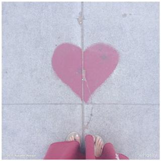Autumn Reeser feet photo thumbnail