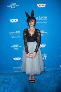 Autumn Reeser feet photo thumbnail