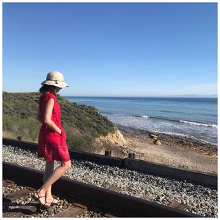 Autumn Reeser feet photo thumbnail