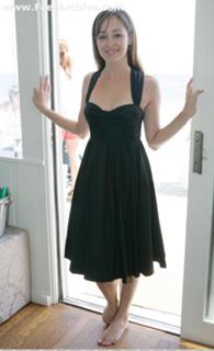 Autumn Reeser feet photo thumbnail