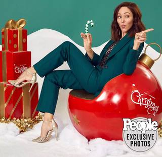 Autumn Reeser feet photo thumbnail