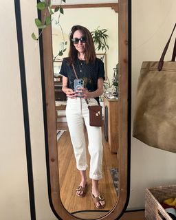 Autumn Reeser feet photo thumbnail