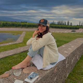 Autumn Reeser feet photo thumbnail