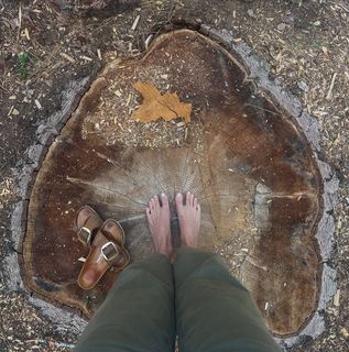 Autumn Reeser feet photo thumbnail