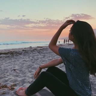 Ava Allan feet photo 3