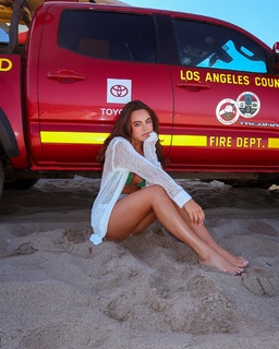 Ava Allan feet photo 15
