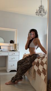 Ava Allan feet photo 16