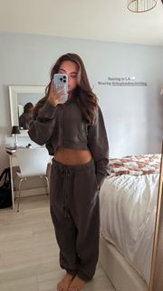 Ava Allan feet photo 2