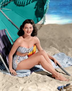 Ava Gardner feet photo thumbnail