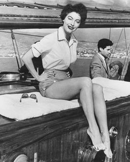 Ava Gardner feet photo thumbnail