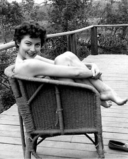 Ava Gardner feet photo thumbnail