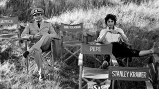 Ava Gardner feet photo thumbnail