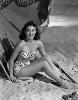 Ava Gardner feet photo thumbnail