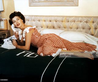 Ava Gardner feet photo thumbnail