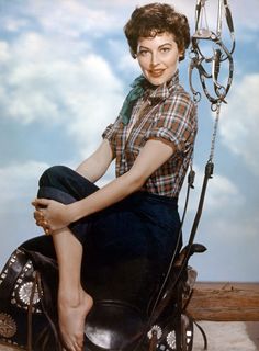 Ava Gardner feet photo thumbnail