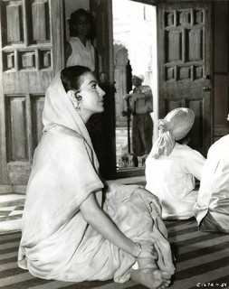 Ava Gardner feet photo thumbnail