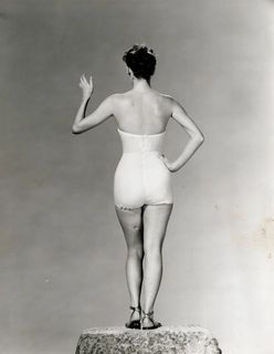 Ava Gardner feet photo thumbnail