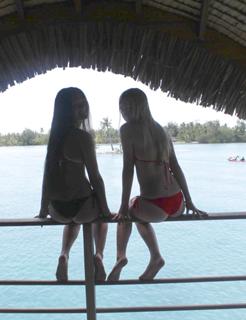 Ava Locklear feet photo thumbnail