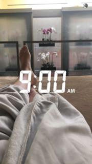 Ava Locklear feet photo thumbnail