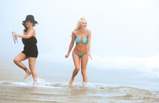 Ava Locklear feet photo thumbnail