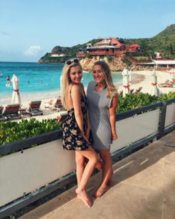 Ava Locklear feet photo thumbnail