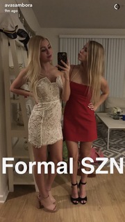 Ava Locklear feet photo thumbnail