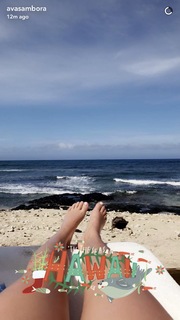 Ava Locklear feet photo thumbnail